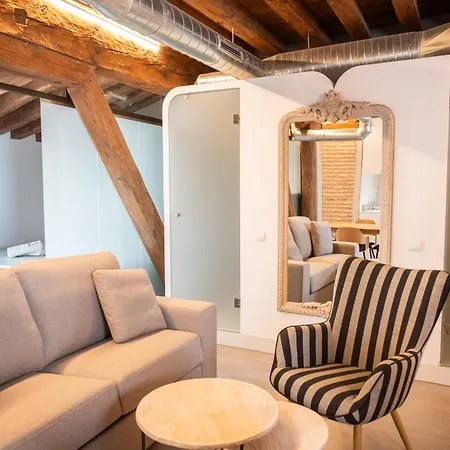 Apartamentos Santa Fe - Calle Armas By Toledo Ap Exterior photo